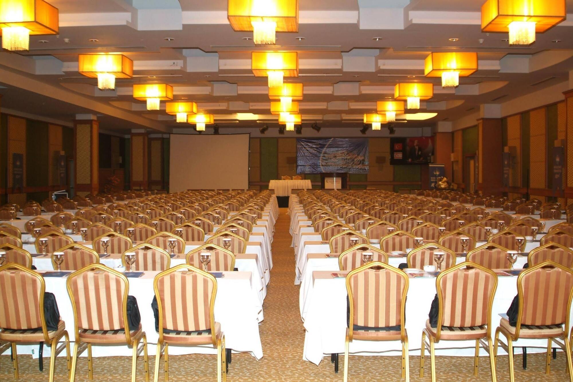 Kaya Artemis Resort & Casino Famagusta  Esterno foto